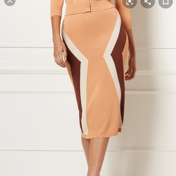 SOLD Kelli Colorblock Sweater Skirt- Eva Mendes - Picture 3 of 5